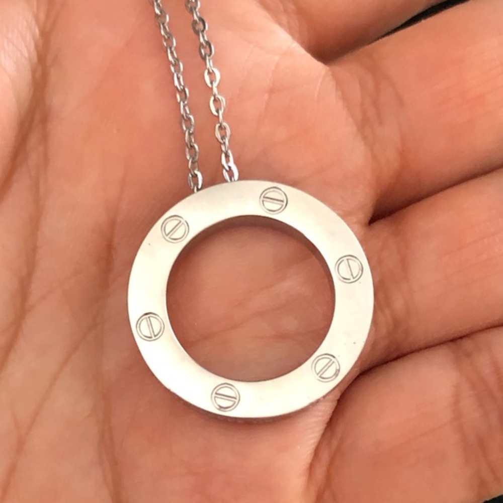 Screw Circle Pendant Necklace